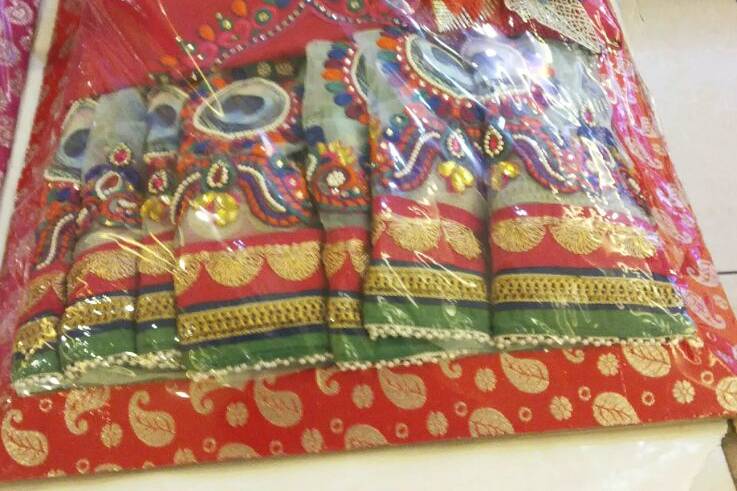 Saree Packing