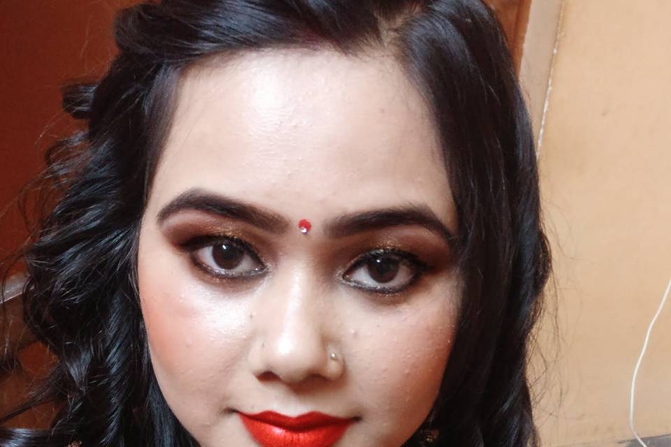 Smita Makeup Artist, Hazratganj