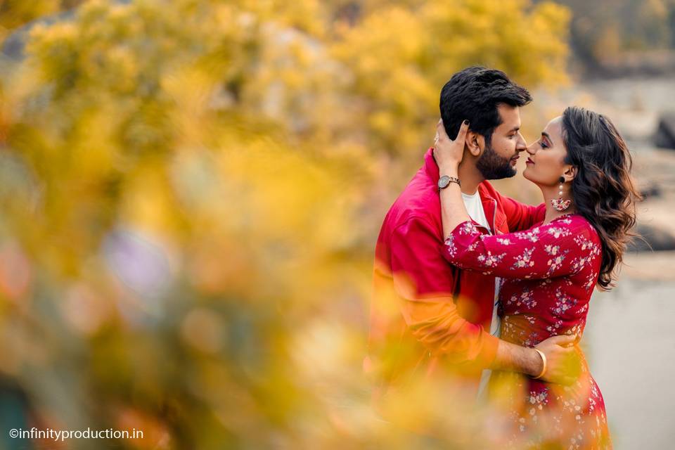 Golden hour pre-wedding portra