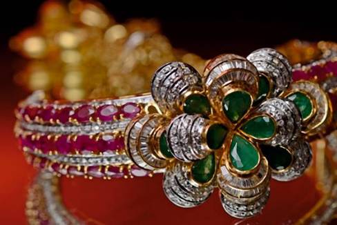 18k Gold and Diamond Polki Open Setting Necklace Set with emerald-grad – G.  K. Ratnam