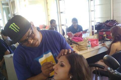 Shibu khan professional make-up artist