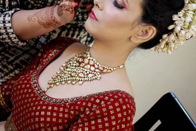 Bhaavya Kapur's Professional Makeup