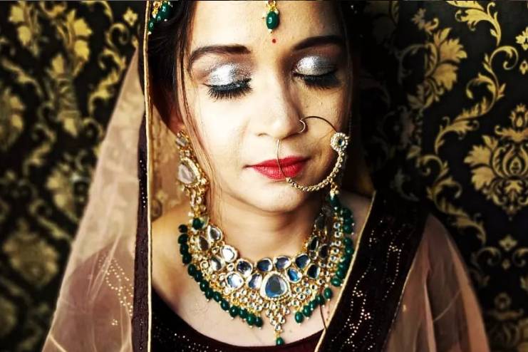 Mohini Soni Makeover & Hairstyle