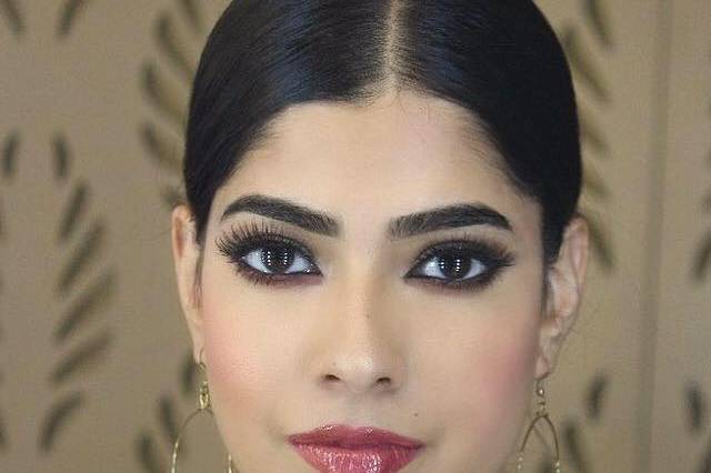 Makeup by Geetika Chakravarti