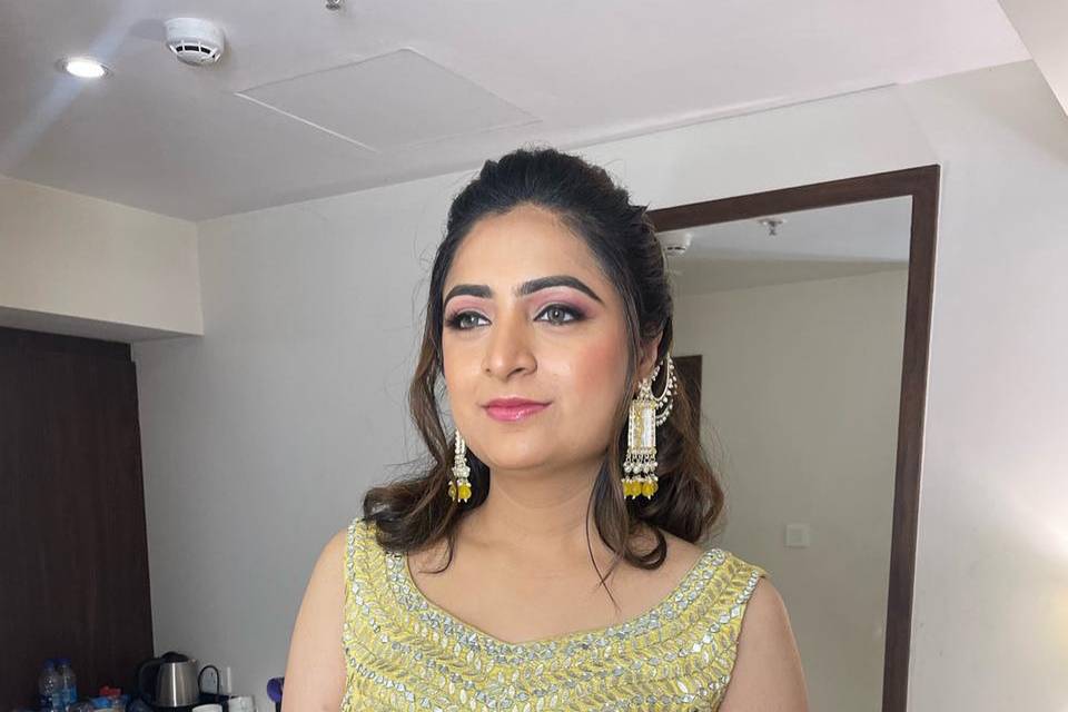 Avni Gala Makeovers