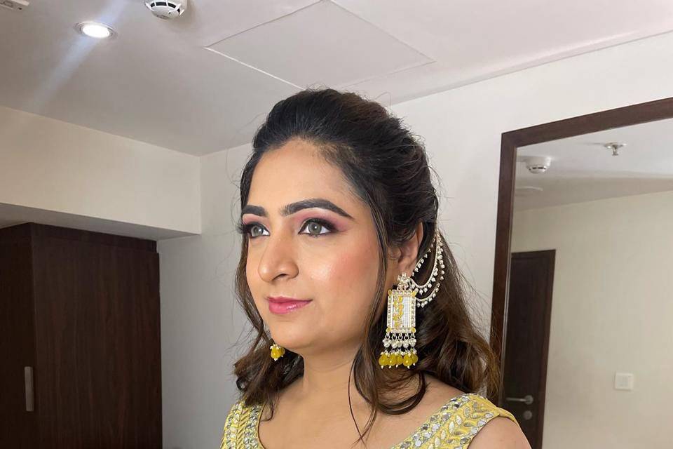 Avni Gala Makeovers