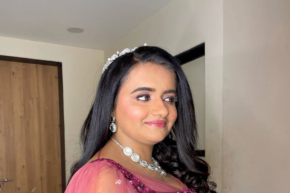 Avni Gala Makeovers