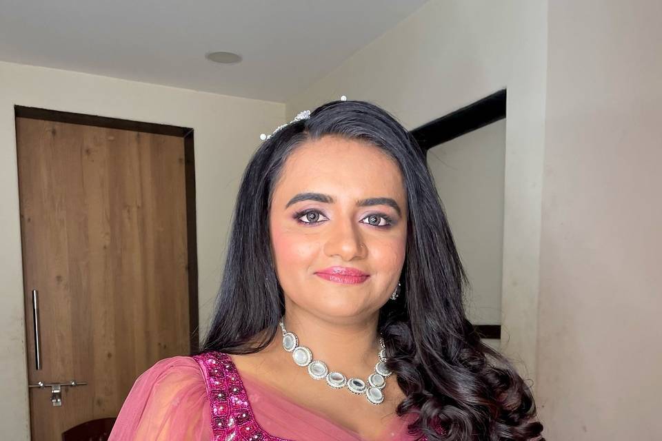 Avni Gala Makeovers