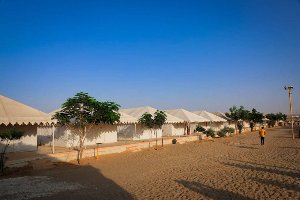 Travel vibes Desert camps