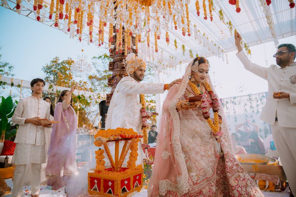 Priyal & Suryansh Pheras