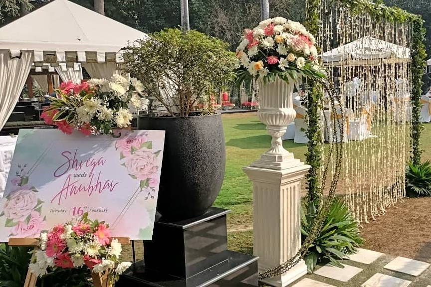 Entrance decor