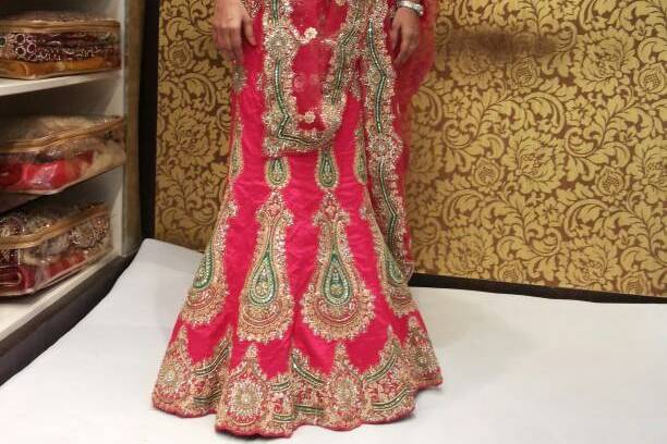 Astha on sale bridal lehenga