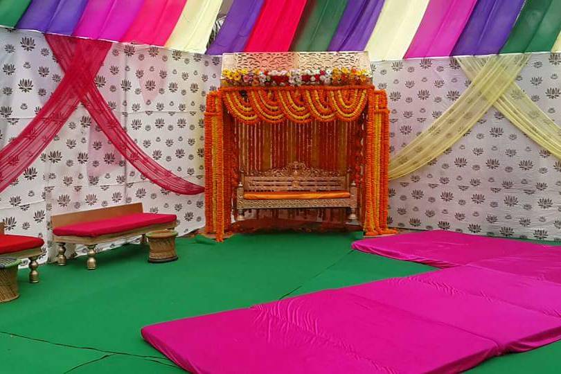 Roka Function Decor