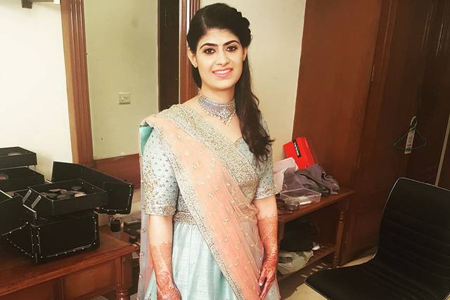 MakeUp & Hair Blush by Zara