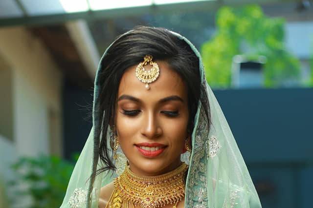 Bridal makeup