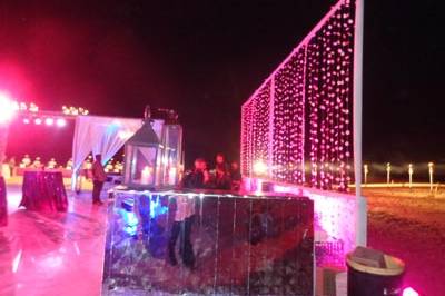 Lighting and decor