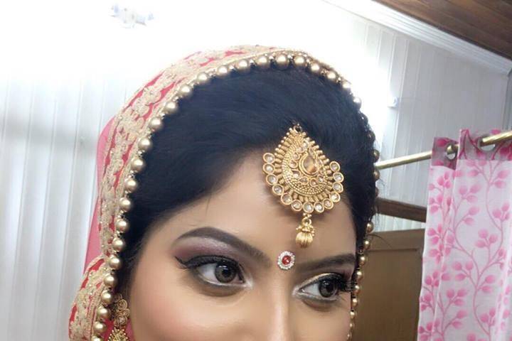 Bridal makeup