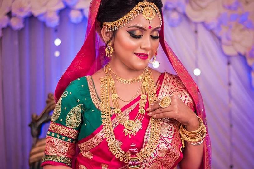 Arzoo Exclusive Makeover Bridal Makeup Artist in Kolkata