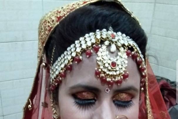 Bridal makeup