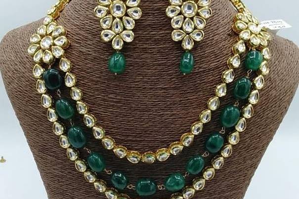 Long kundan set in green