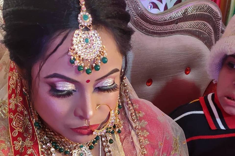 Makeupartist.babli_1607590474_2460969728454175434_39070746132