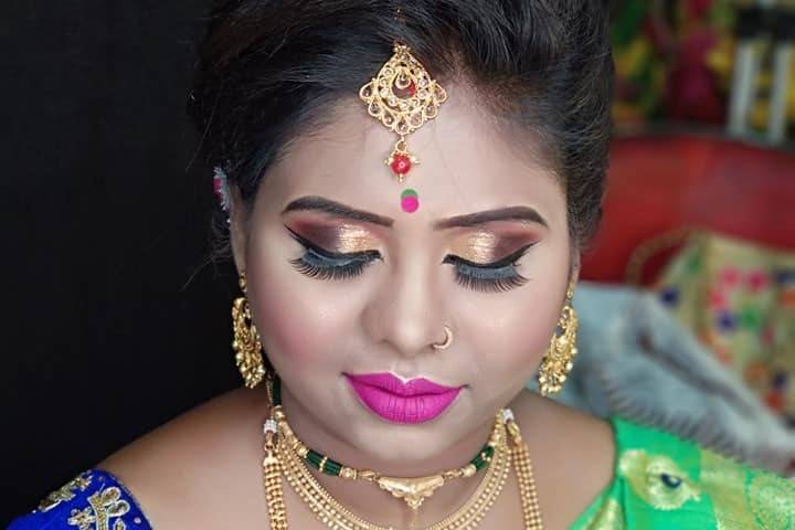 Makeup Artist Dipanwita