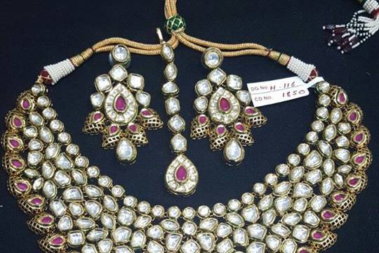 Vijay Gems & Jewels