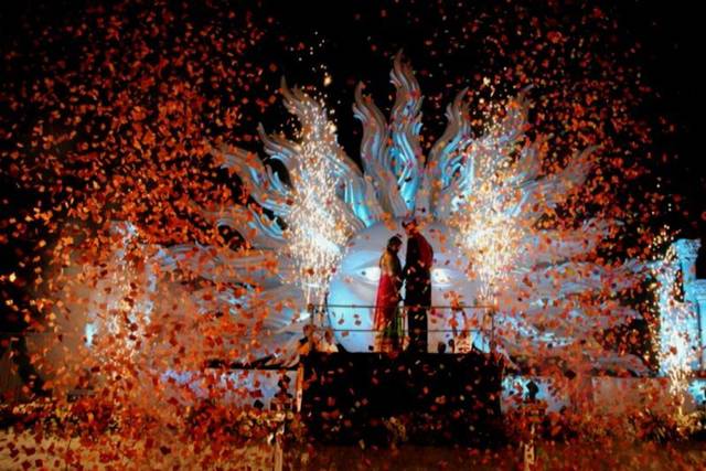 Varmala With Flower Shower