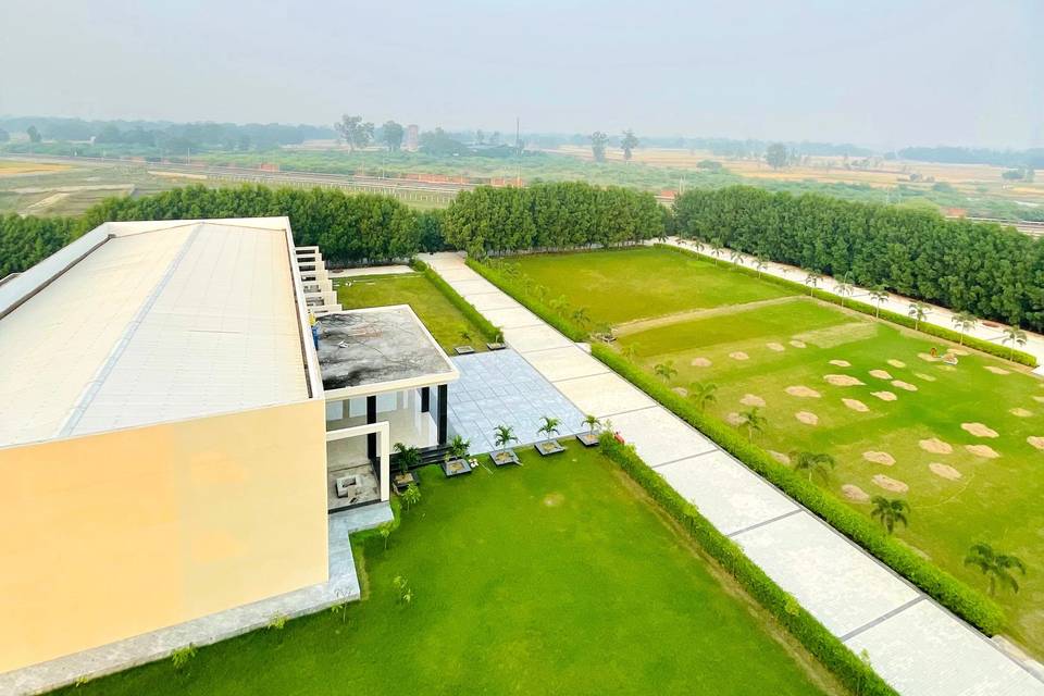 Lawn area