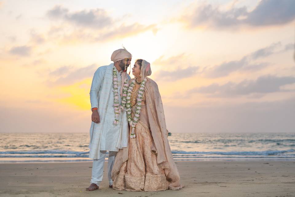 Couple Shot- Beach Wedding-Goa