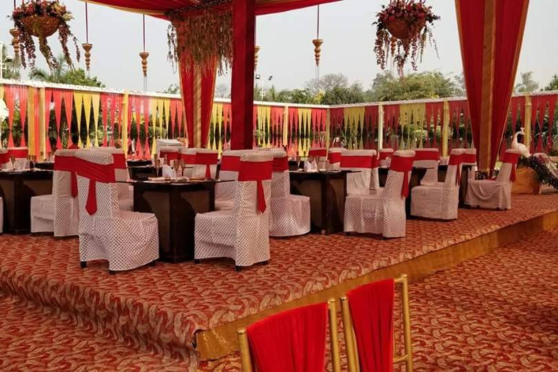 OUTDOOR DECORATION