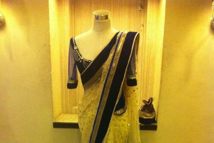 Arham Sarees, New Alipore