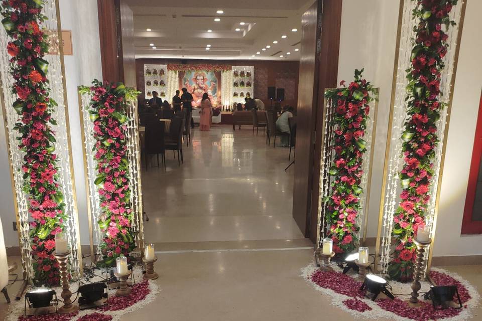 Entrance decor