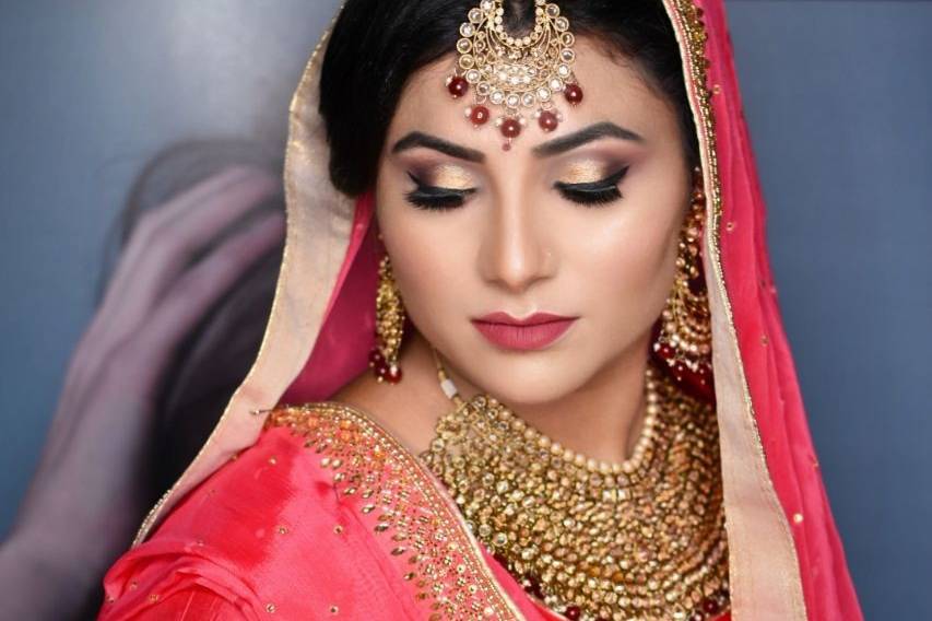 Bridal makeup