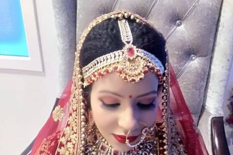 Bridal makeup