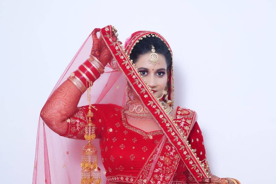 Yashikasmakeover_1647022519_2791749695309864799_4328236795