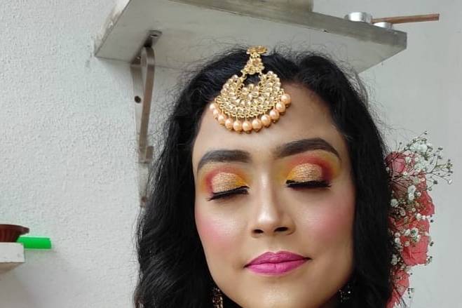 Shine Makeup Artist By Snigdha