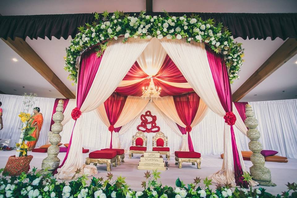 The wedding saga decor