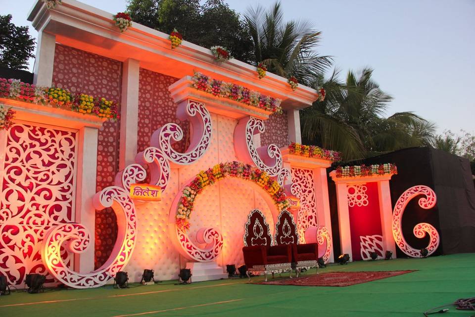 The wedding saga decor