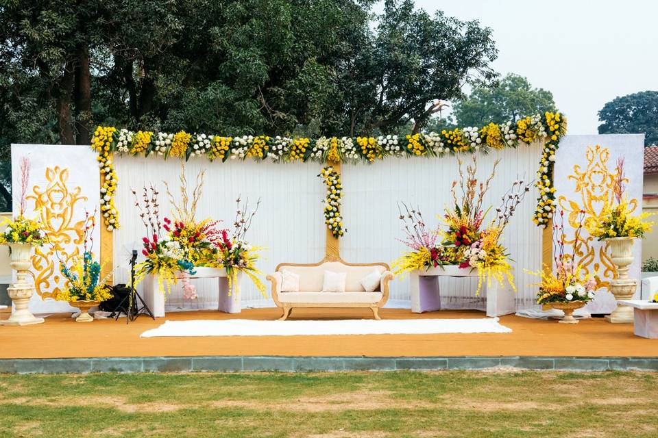 The wedding saga decor