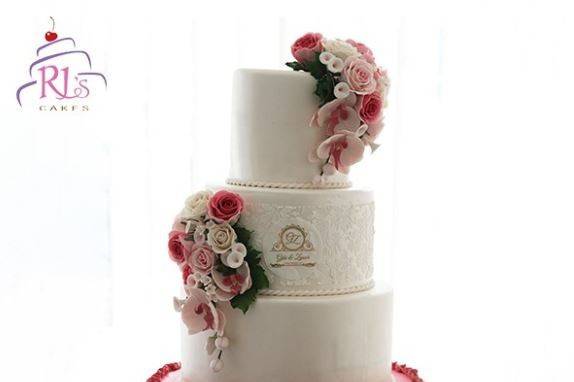 Best Wedding Cake in India, Wedding, Engagement & Reception Cake Makers