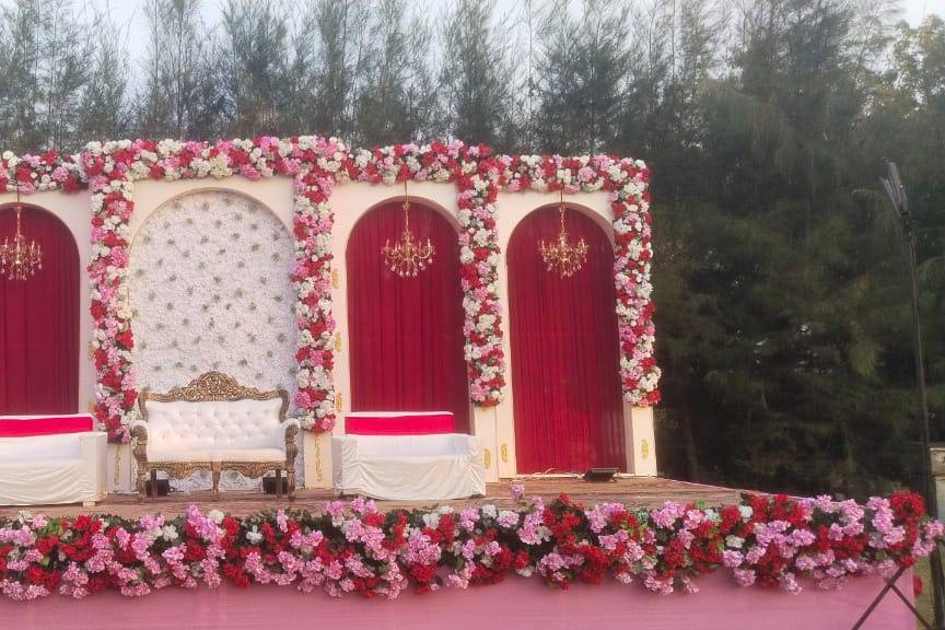 Stage decore