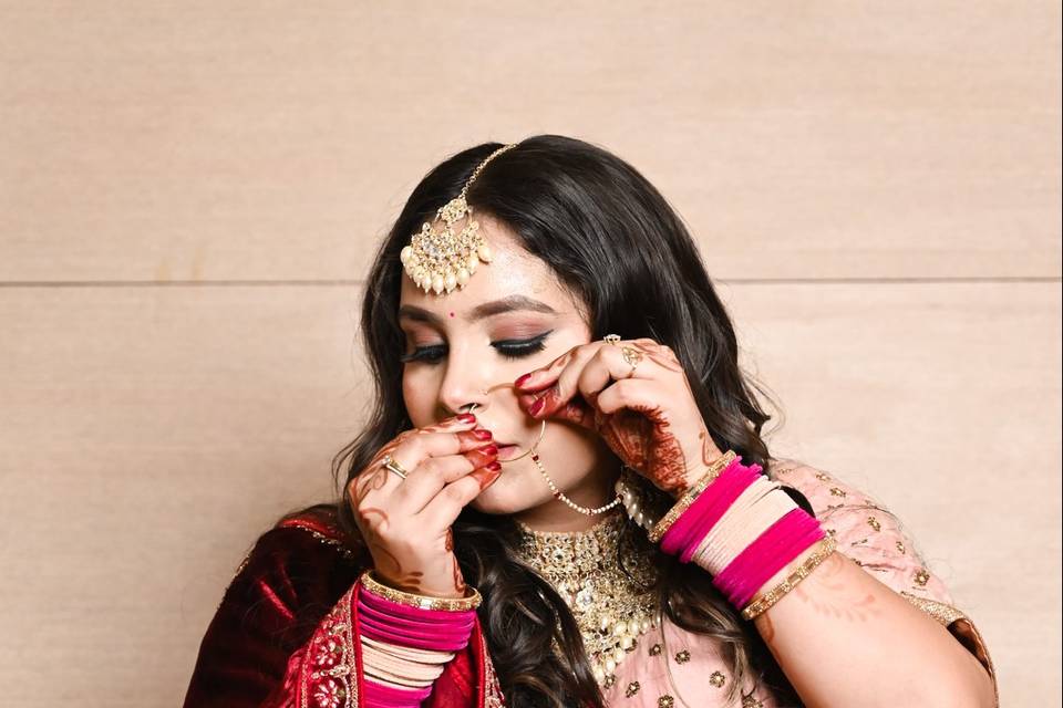 Bride Roshni