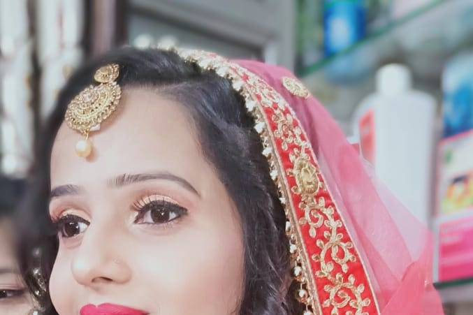 Bridal makeup