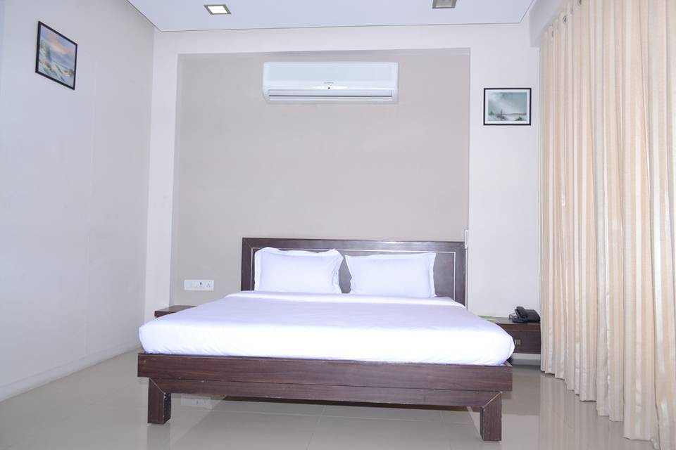 Hotel Shrimad Residency