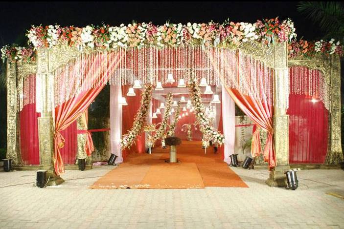 Entrance decor