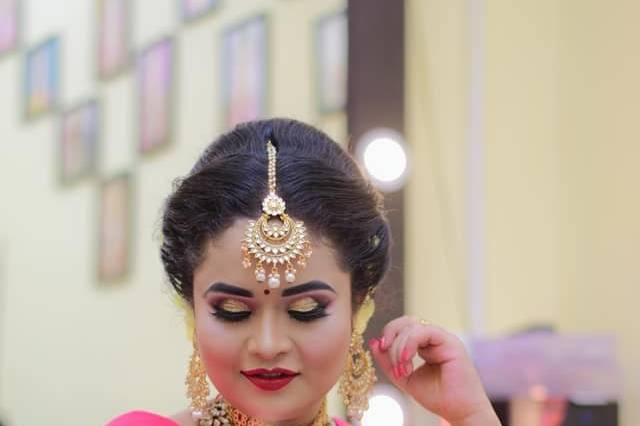 Bridal makeup