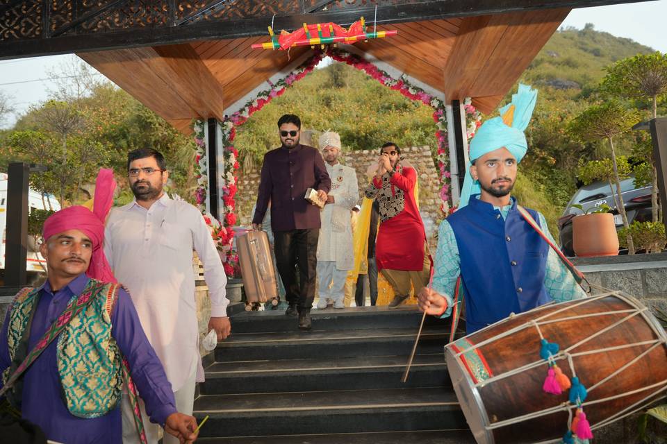 BARAT ENTRY