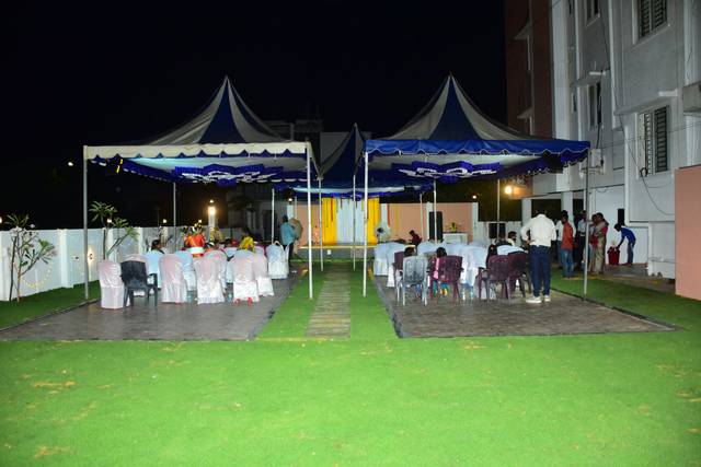 Lawn area