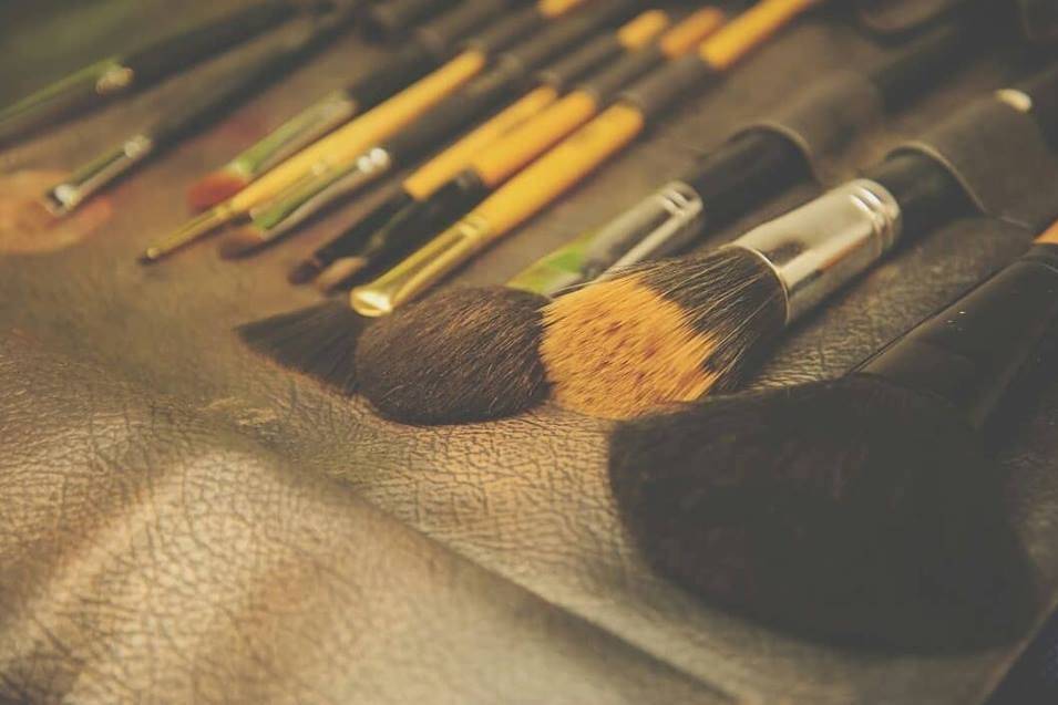 Makeup brushes